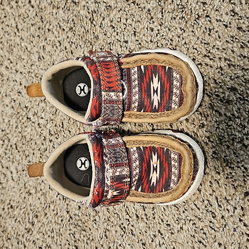 Toddler size 5M Twisted X shoes